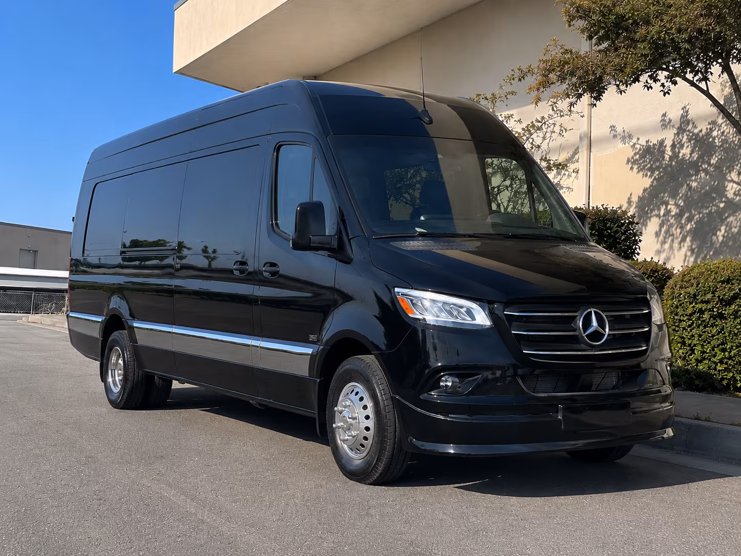 arrange transportation for your next airport transfer 1