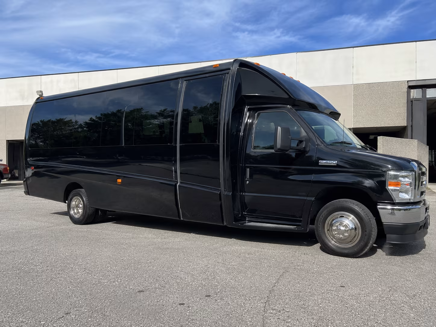 arrange transportation for your next corporate event 3