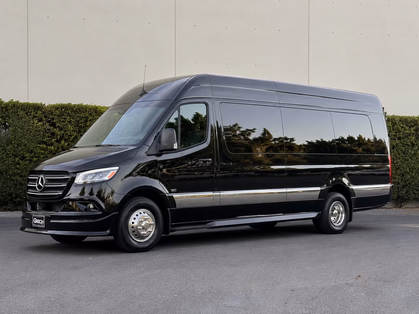 arrange transportation for your next wedding 1