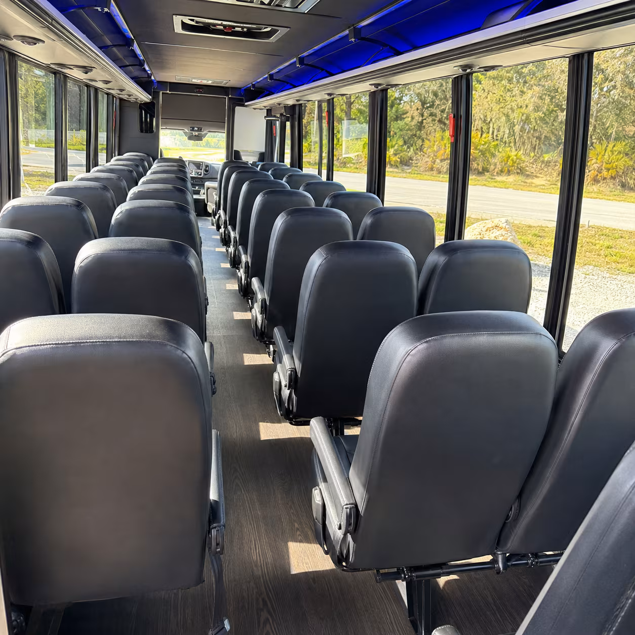 arrange transportation for your next wedding 4