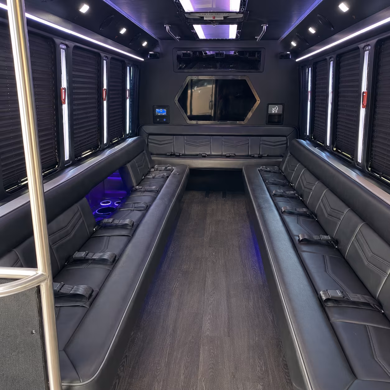bachelor and bachelorette bus rentals for norfolk nightlife