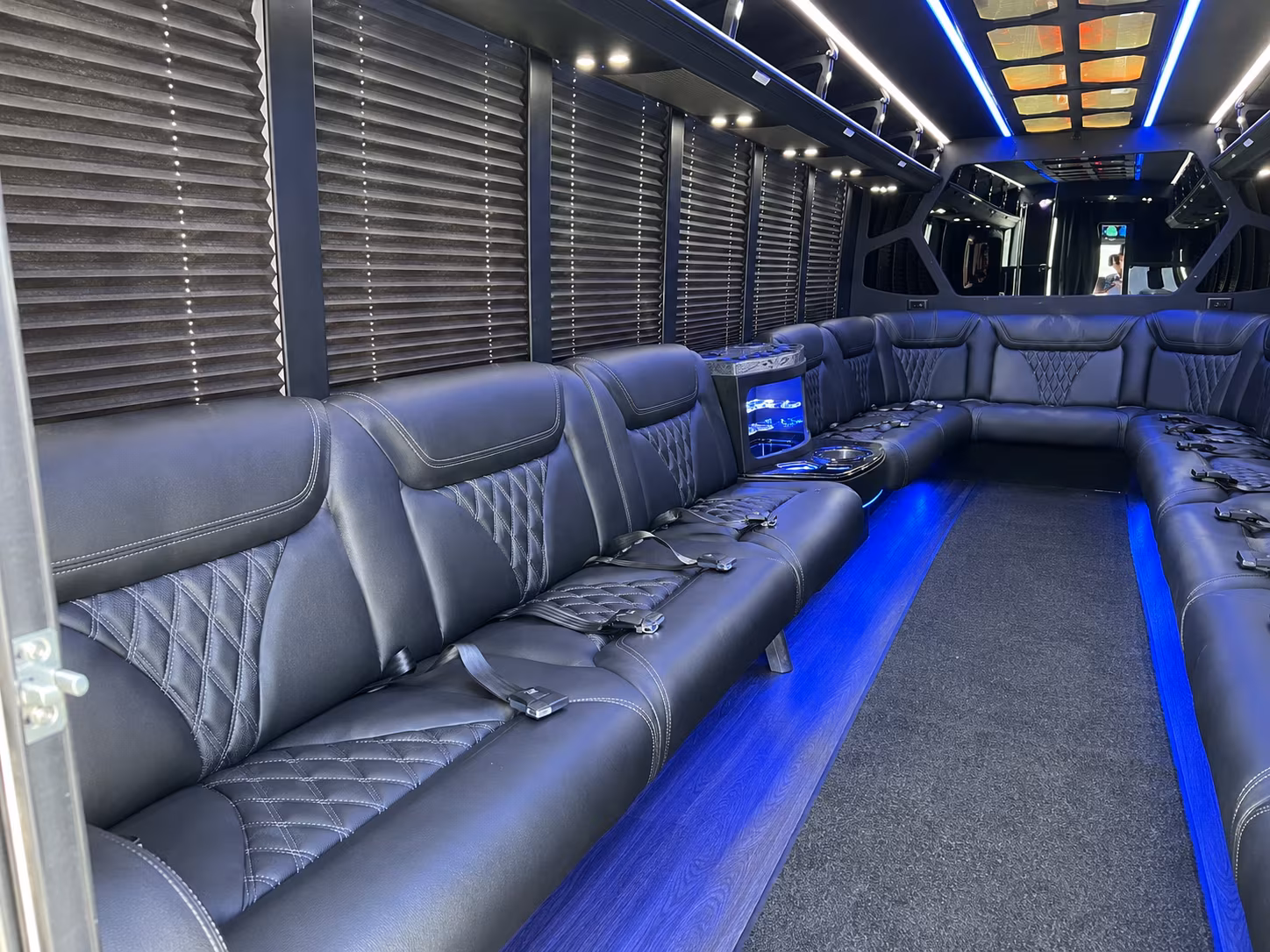 buses for portsmouth area college campus and career day trips