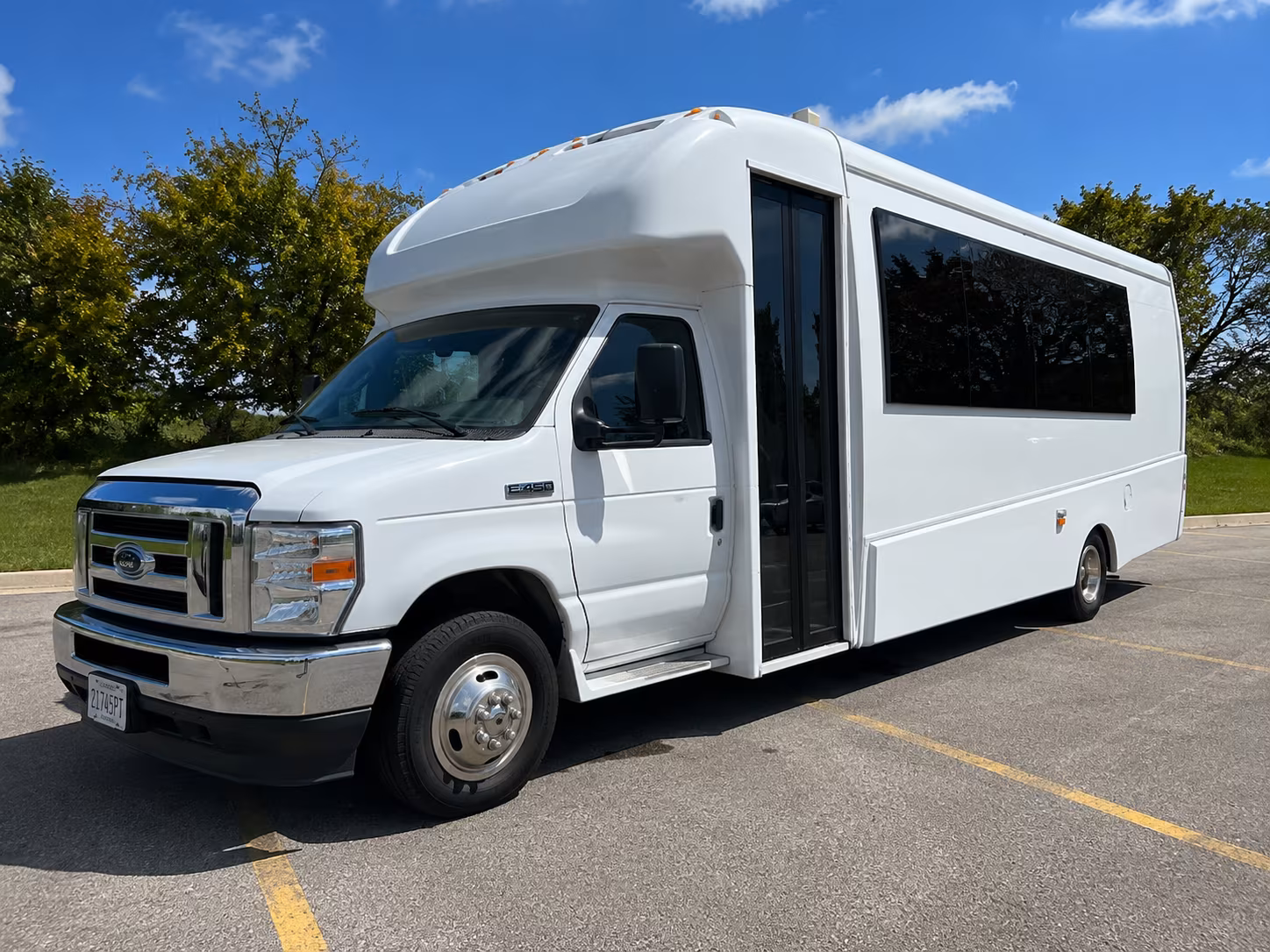 concert and nightlife buses for portsmouth groups
