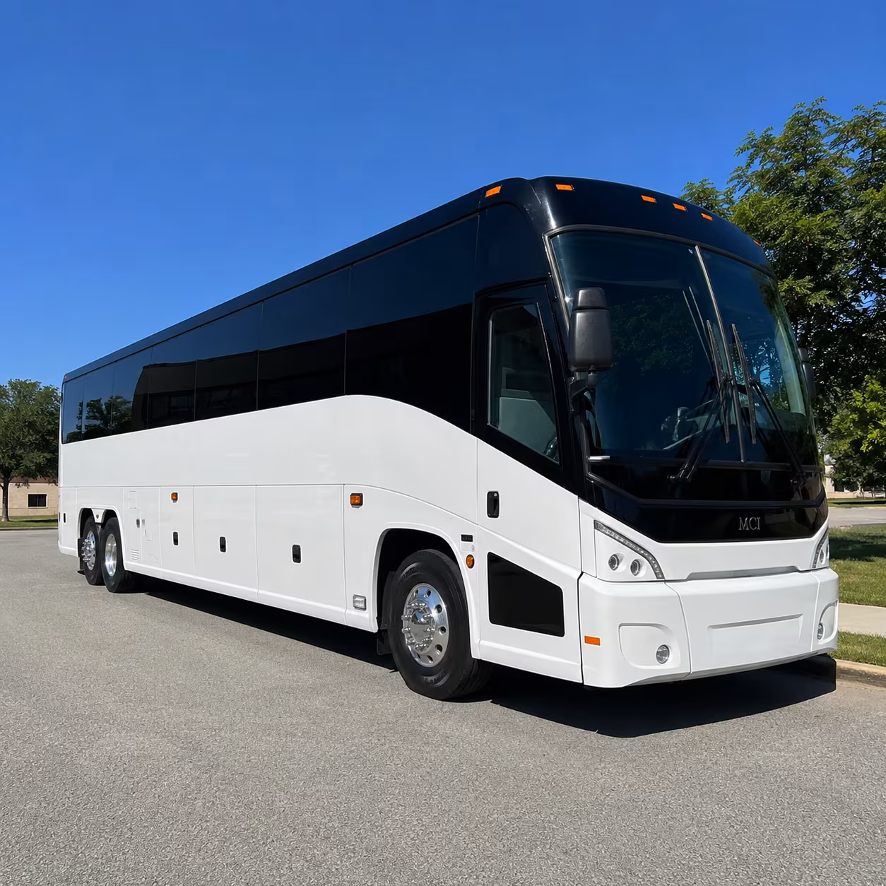 portsmouth 40 passenger charter bus